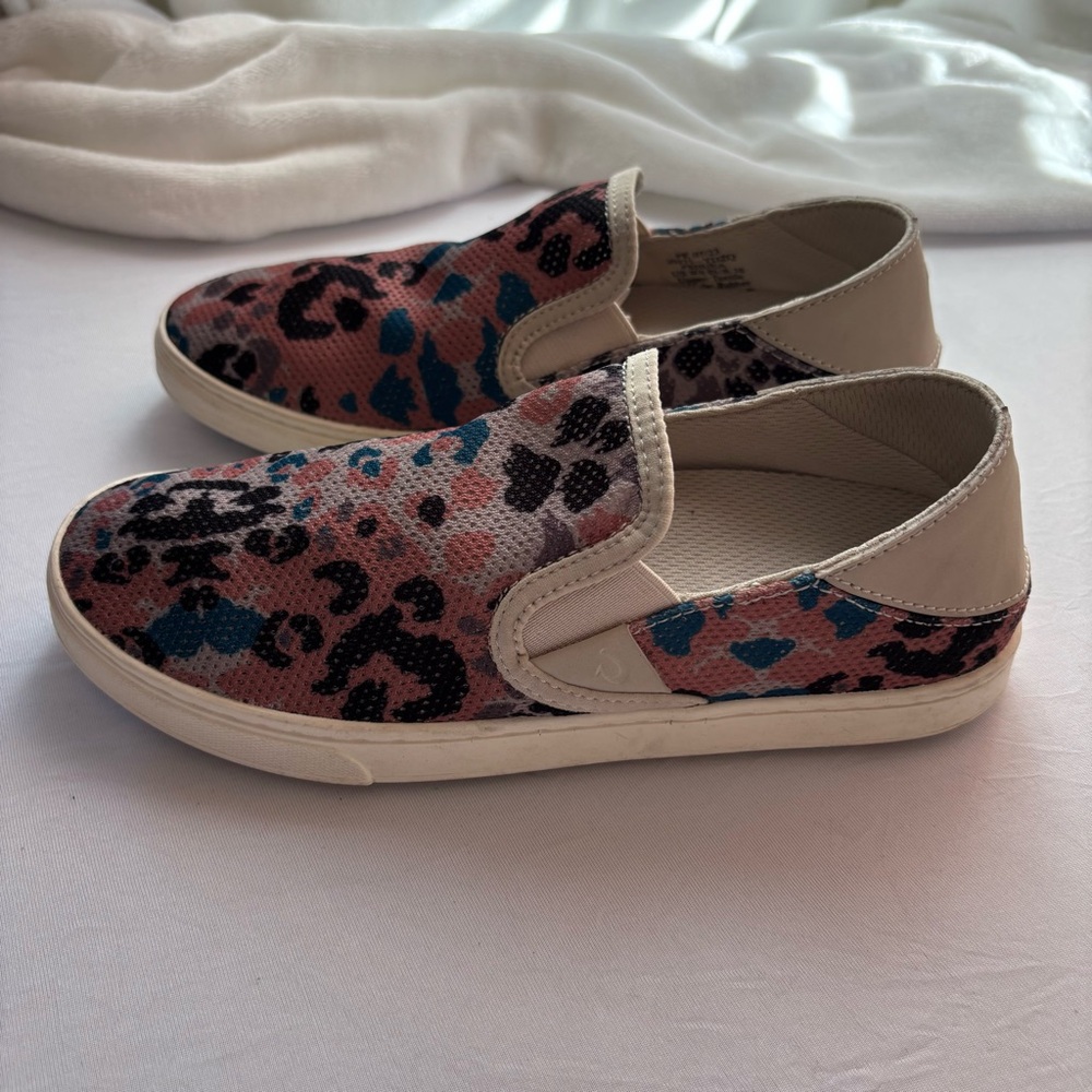 OluKai Pehuea Sneakers Women's Cloudy Pa'i Slip On Casual Shoes Size 6US & 36EU